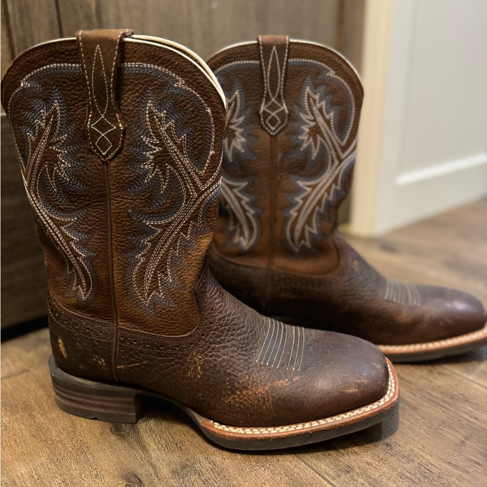 Ariat Quickdraw Western Boots with Decorative Stitching